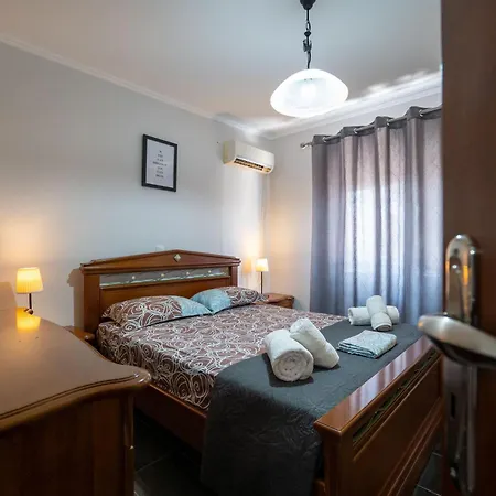 Aurora Apartment
